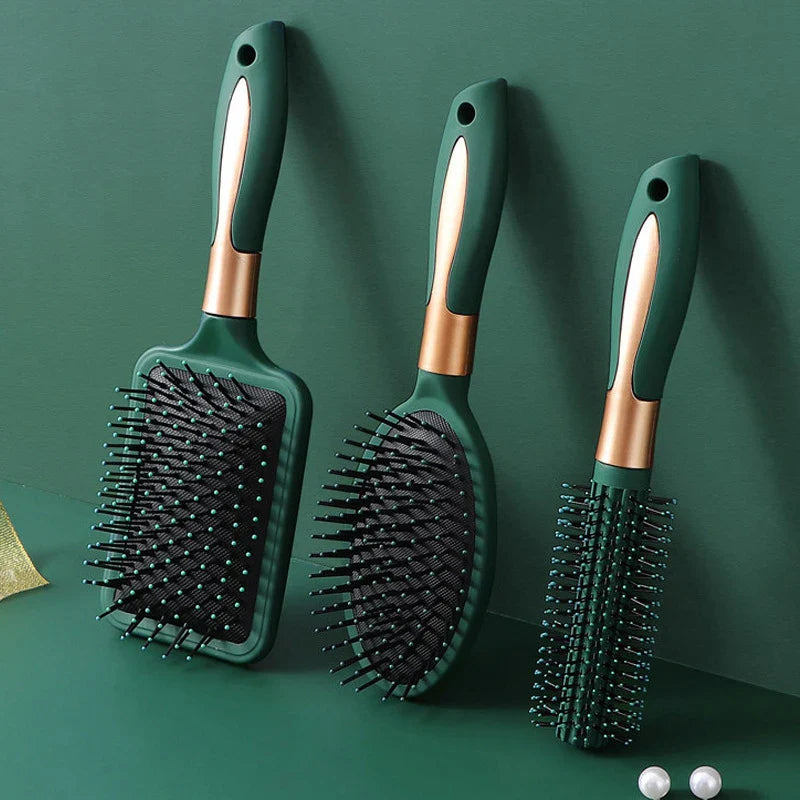 Massage combs with air cushions